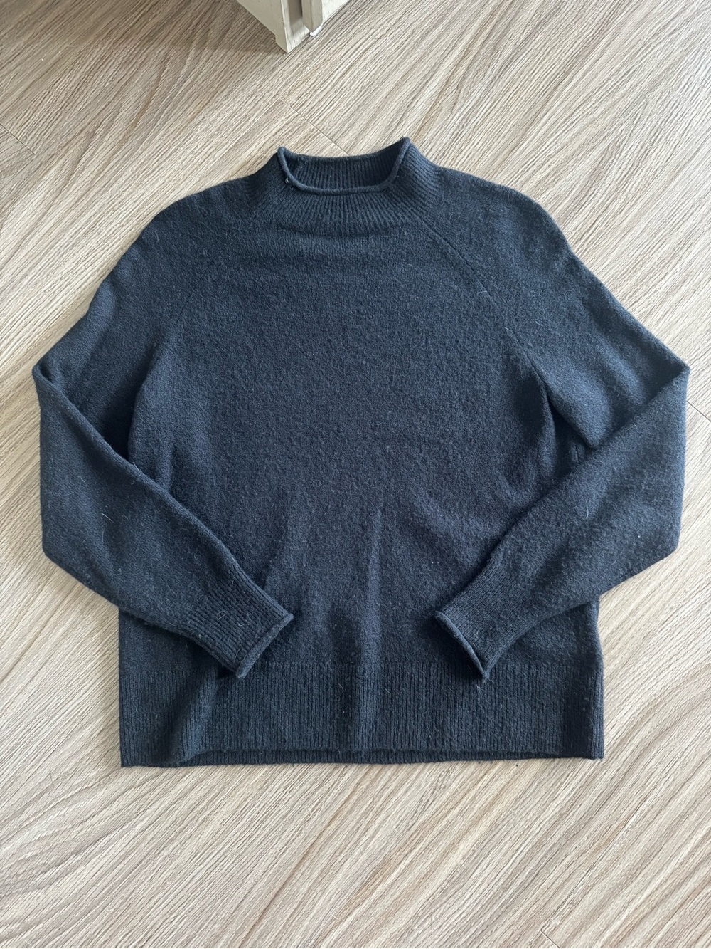 Jcrew super soft yarn sweater